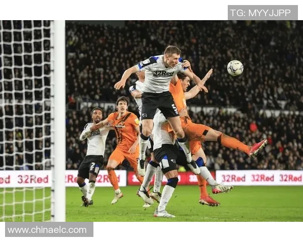 西甲大战：多特蒙德狂胜切尔西战术解析与精彩瞬间回顾