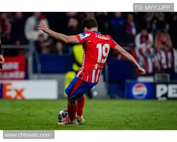 西甲激战皇马逆转里昂全场沸腾精彩瞬间回顾