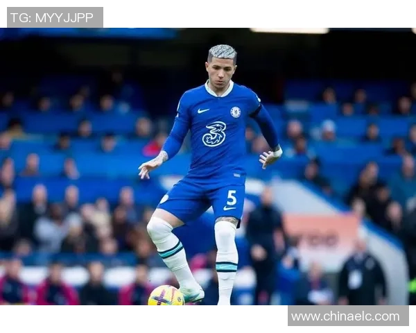 切尔西轻取莱比锡乌龙球成比赛转折点全场沸腾